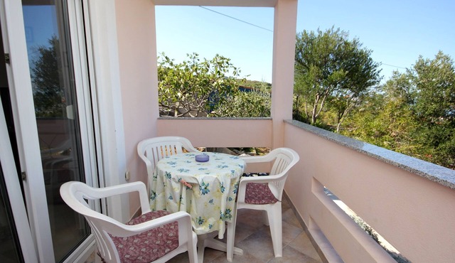 One bedroom apartment with terrace and sea view Lukoran, Ugljan (A-836-b)