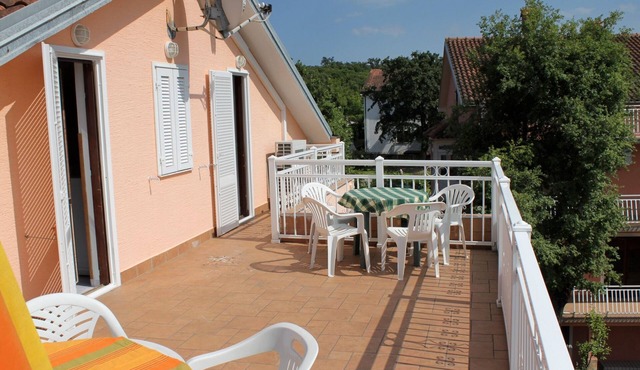 One bedroom apartment with terrace and sea view Njivice, Krk (A-5398-b)