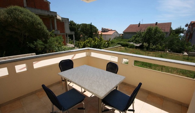 One bedroom apartment with terrace Novalja (Pag) (A-3294-b)