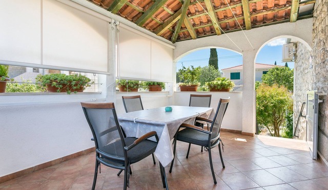 One bedroom apartment with terrace Mirca, Brač (A-729-a)