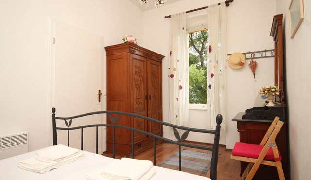 One bedroom apartment with balcony and sea view Opatija - Volosko, Opatija (A-7846-a)