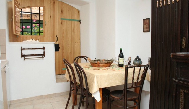 One bedroom apartment with terrace Vrboska, Hvar (A-4601-a)