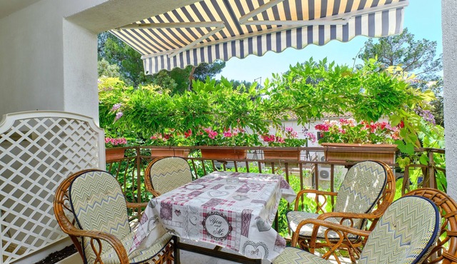 One bedroom apartment with terrace Artatore, Lošinj (A-2509-c)