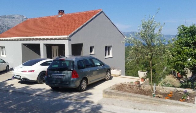 One bedroom apartment with terrace and sea view Žrnovo, Korčula (A-16045-a)