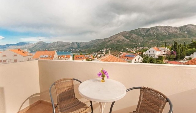 One bedroom apartment with terrace and sea view Cavtat, Dubrovnik (A-2132-a)