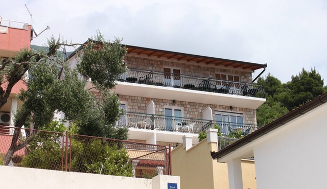 One bedroom apartment with balcony and sea view Živogošće - Porat, Makarska (A-6700-c)