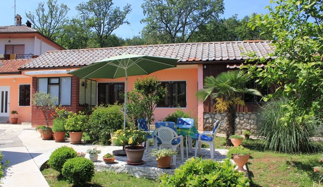 One bedroom apartment with terrace Oprič, Opatija (A-7716-b)