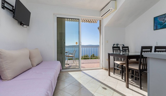One bedroom apartment with terrace and sea view Marušići, Omiš (A-1131-d)