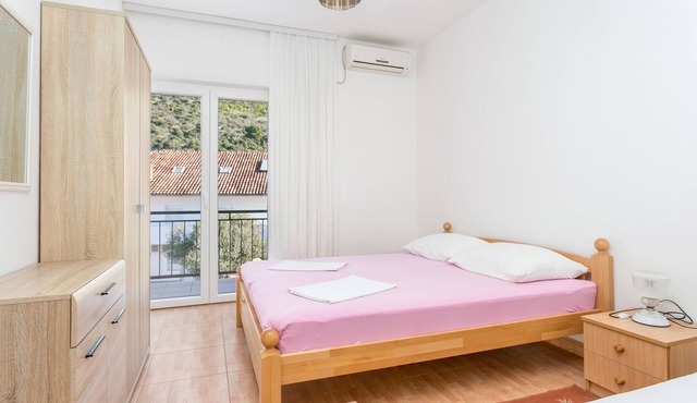 One bedroom apartment with terrace Podaca (Makarska) (A-2783-b)