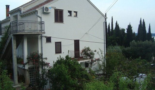 One bedroom apartment with balcony and sea view Slađenovići, Dubrovnik (A-11531-b)