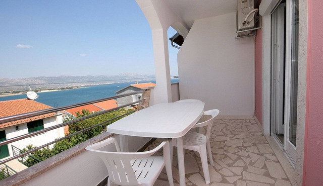 One bedroom apartment with terrace and sea view Mastrinka (Čiovo) (A-4648-b)