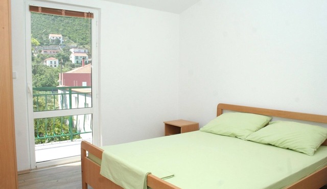 One bedroom apartment with balcony Trpanj, Pelješac (A-4510-b)