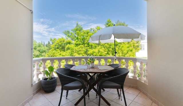 One bedroom apartment with terrace and sea view Muline, Ugljan (A-8521-c)