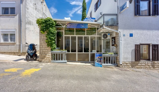 One bedroom apartment with air-conditioning Selce (Crikvenica) (A-3240-b)