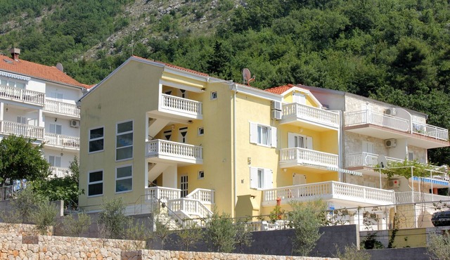 One bedroom apartment with balcony and sea view Slano, Dubrovnik (A-3183-b)
