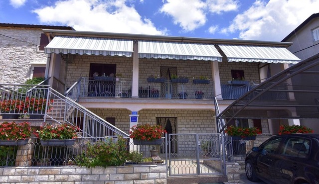 One bedroom apartment with terrace Murine, Umag (A-22510-a)