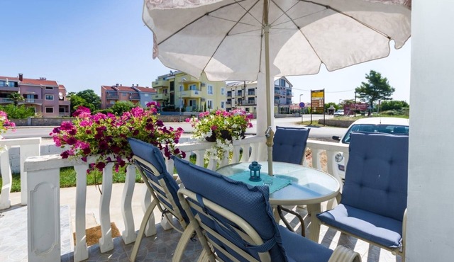 One bedroom apartment with terrace Zaton, Zadar (A-15000-d)