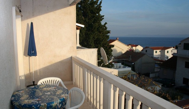 One bedroom apartment with terrace and sea view Bol, Brač (A-2884-b)