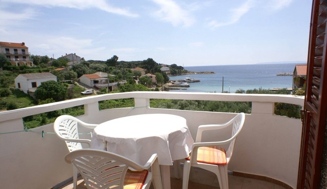 One bedroom apartment with terrace and sea view Jakišnica, Pag (A-4160-a)