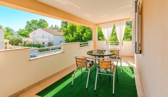 One bedroom apartment with terrace Zukve, Zadar (A-24559-c)