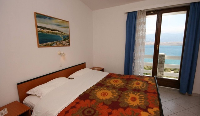 One bedroom apartment with terrace and sea view Bošana, Pag (A-6460-c)