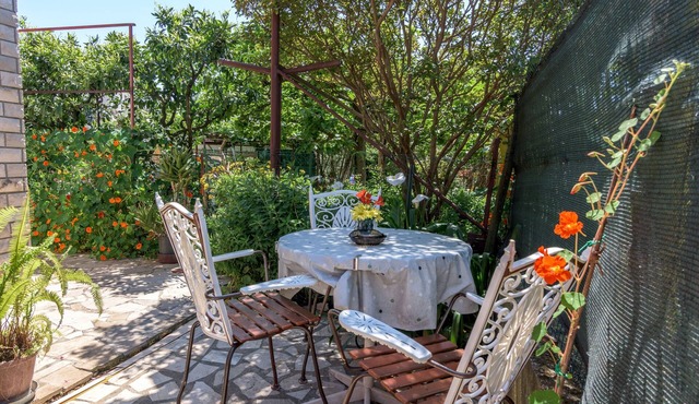 One bedroom apartment with terrace Pula (A-16053-b)