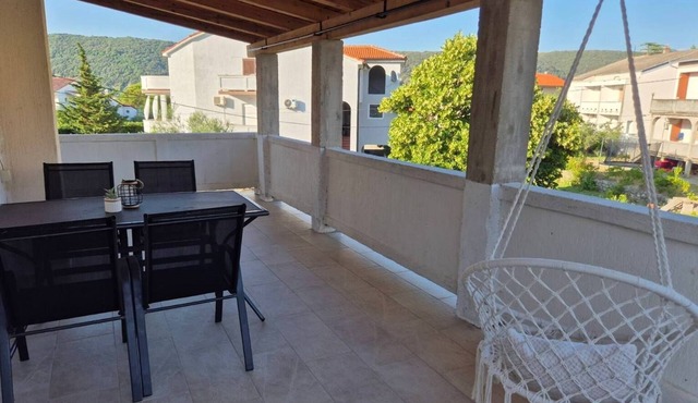 One bedroom apartment with terrace Supetarska Draga - Donja, Rab (A-25308-b)