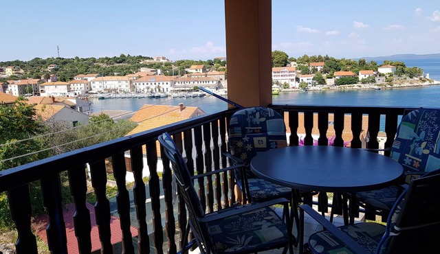 One bedroom apartment with terrace and sea view Sali, Dugi otok (A-454-a)