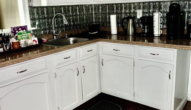 One bedroom Basement Apartment. Parking. Fios internet. Close to nature and DC