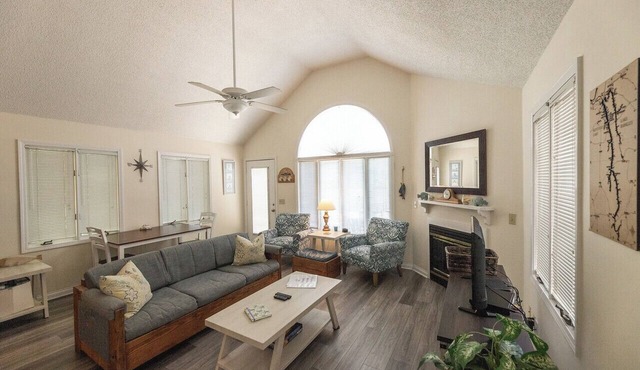 One Bedroom Bayside Condo