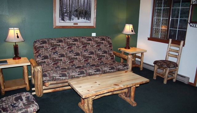 One bedroom Chalet with Personal Hot Tub
