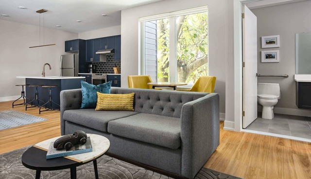 One-Bedroom Cozy Frankford