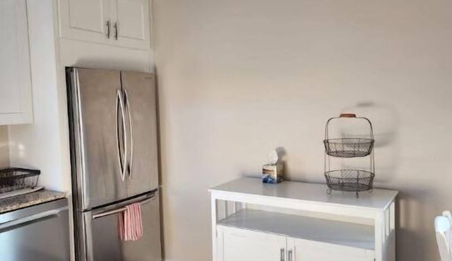 One bedroom detached guest house