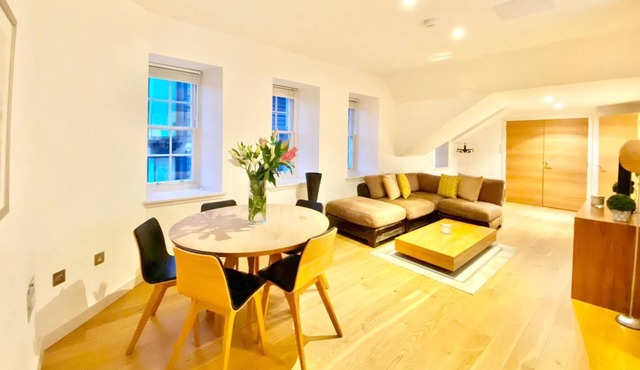 One Bedroom Executive - 1 Bedroom Executive Apartment