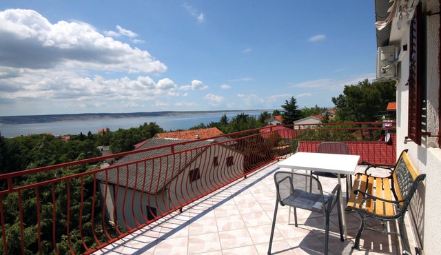 One bedroom apartment with terrace and sea view Starigrad, Paklenica (A-6431-a)
