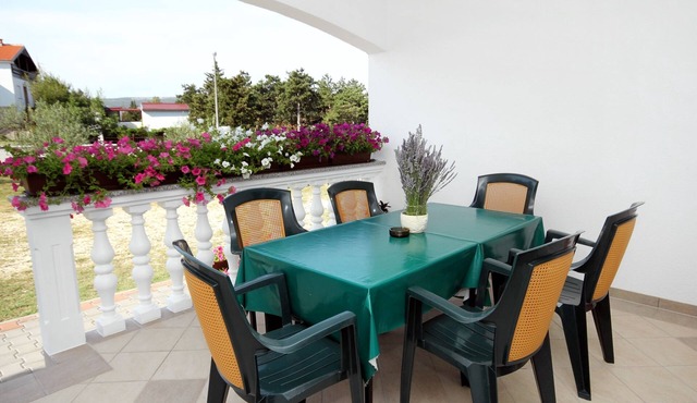 One bedroom apartment with terrace Seline, Paklenica (A-6603-a)