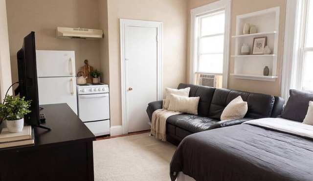 One bedroom in United States of America, Boston