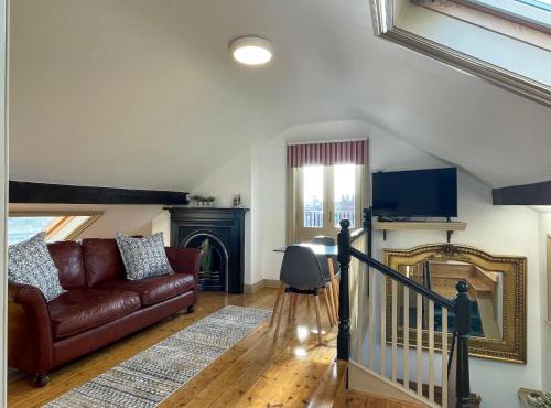 One bedroom loft apartment central Worcester