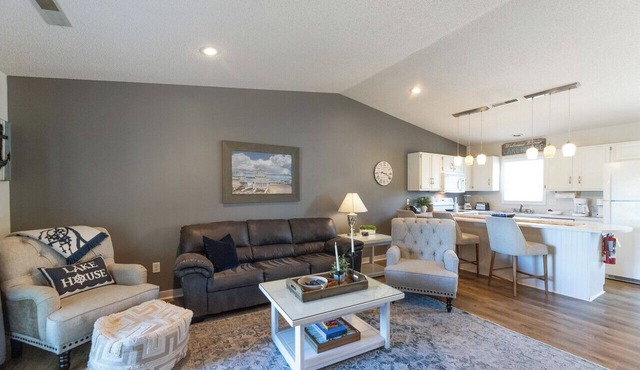 One Bedroom Marina View Condo