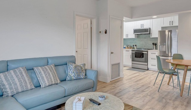 One-bedroom Suite | Heated pool | Dock Access | Quiet Neighborhood | SaltAire Three | RESlDENCES