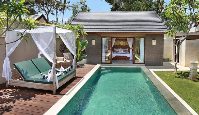 One Bedroom Suite Villa with a private pool only 5 minutes drive to the beach