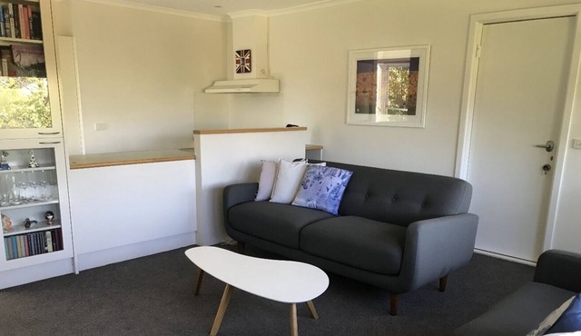 One bedroom unit in Camberwell. Off street parking.