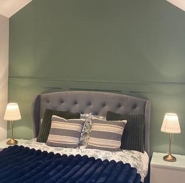 One-Bedroom With Private Entrance