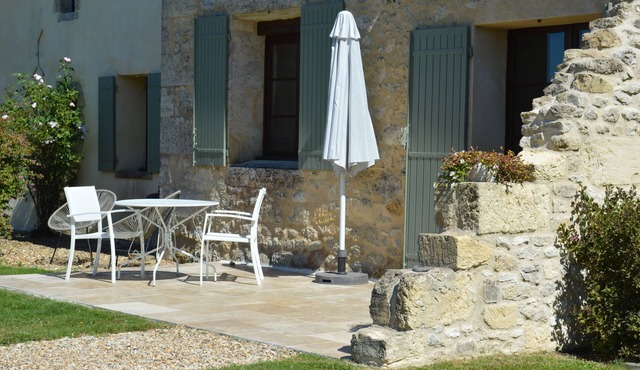 One Bedroomed Cottages Surrounded By Over 6 Acres of Breathtaking Scenery