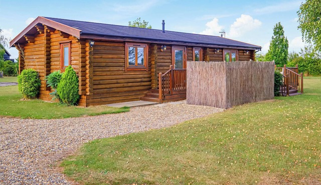 One double with en suite shower and one twin.