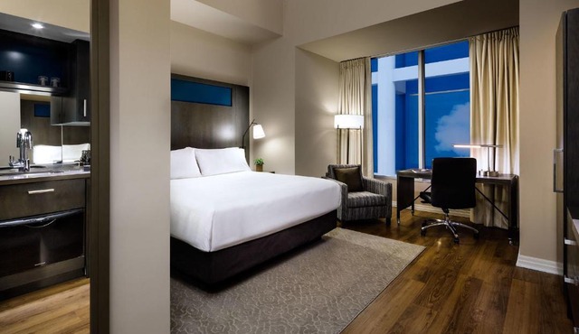 One King West Hotel and Residence