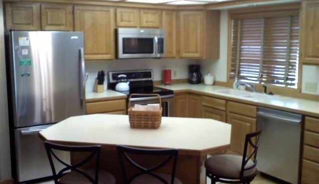 One Level Golf/Fishing/Hiking/Skiing Condo