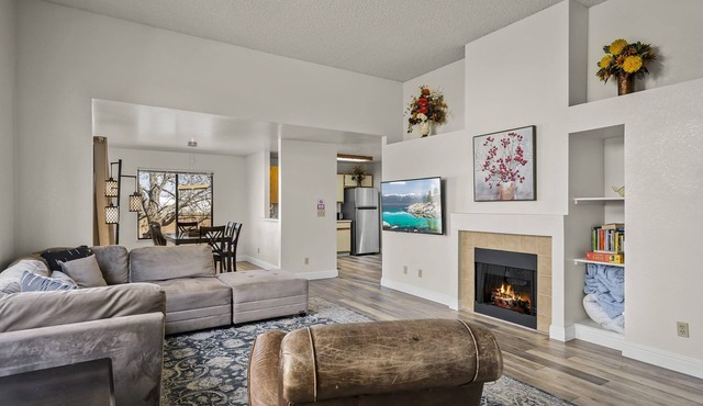 One Level Newly Remodeled Home Mins Downtown