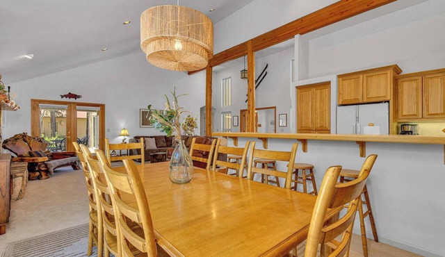 One Level pet friendly Hot Tub ping pong bikes