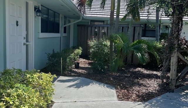 One level villa. Clubhouse, pool, tennis. Barbeque on patio. Two parking spaces.